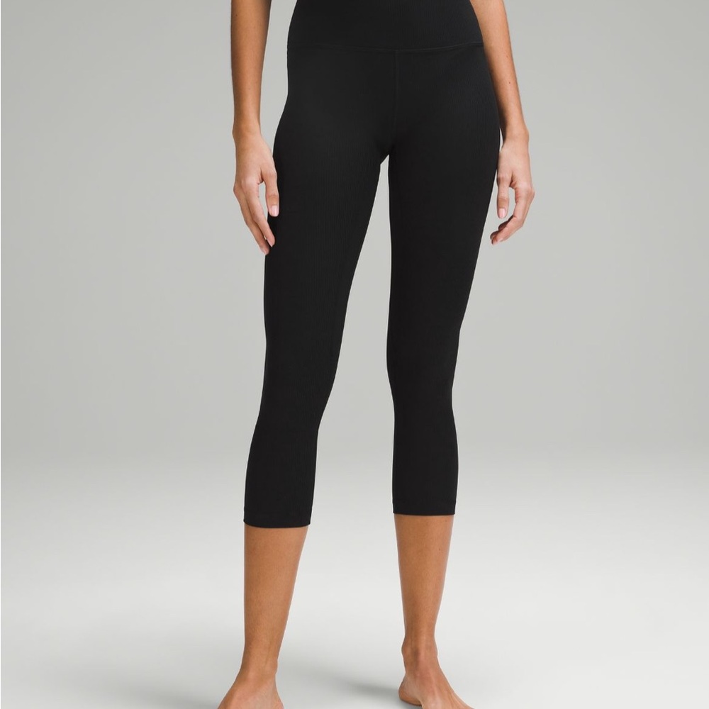 Lululemon Athletica High-Rise Align Ribbed Crop 23”